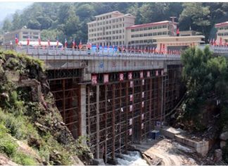 चीनले बन्द गर्यो तातोपानी र रसुवागढी नाका