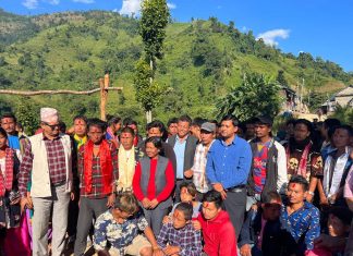 मकवानपुरमा एमाले उम्मेदवारहरु गाउँ गाउँमा