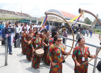 बङ्गलादेशीलाई विमानस्थलमा भव्य स्वागत