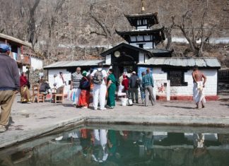 कागबेनी र मुक्तिनाथ क्षेत्रका पुरोहित फुर्सदिला