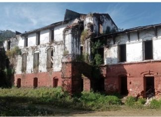 संरक्षण अभावमा जीर्ण बन्दै गर्भा दरबार