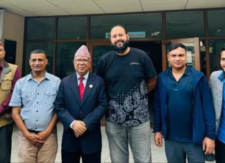 पूर्वप्रधानमन्त्री माधव नेपालले गरे चलचित्र ‘नमेटिने घाउ’ को आफ्नो दृश्यको डबिङ