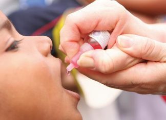 काठमाडौँको ढलमा पोलियो भेटिएपछि बालबालिकालाई पोलियो खुवाउने महानगरको योजना