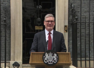 बेलायतमा लेबर पार्टीका नेता स्टारमर प्रधानमन्त्रीमा नियुक्त