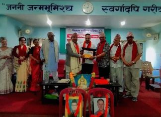 लोकगायक एवं संस्कृतिविद् उपाध्याय सम्मानित