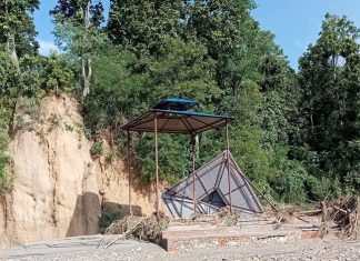 बाढीले घाट घर बगाएपछि स्थानीयहरुमा चित्तासहित वेपत्ता वनेका शवहरुको सम्झना !