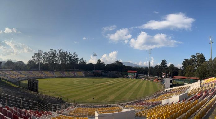 कीर्तिपुर क्रिकेट मैदानका फ्लडलाइटका ६ वटै टावर ठड्याइयो