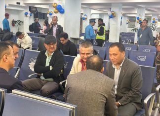 बाढी प्रभावित क्षेत्रको अनुगमनका लागि इलाम जाँदै कुलमान घिसिङ