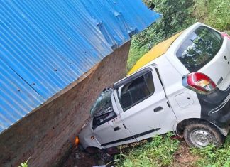 रामेछापमा ट्याक्सी दुर्घटना, चालकको मृत्यु