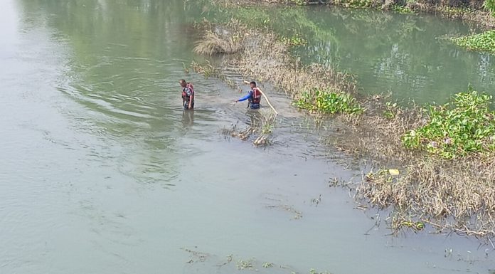 सर्लाहीमा खोलाले बगाएकी बालिका तीन दिनदेखि बेपत्ता, उद्धारमा सशस्त्रको गोताखोर टोली