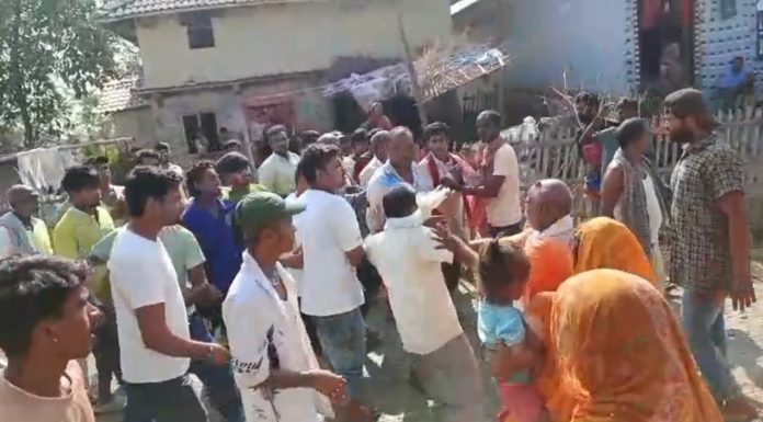 सर्लाहीमा फेसबुकमा आफू विरुद्व पोस्ट गरेको भन्दै वडा अध्यक्षद्वारा जेन–जी युवामाथि कुटपिट