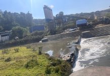 मन्त्री घिसिङको निर्देशनपछि बागमती नदी किनारका बेवारिसे सवारी साधन हटाउन सुरु