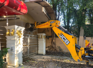 पूर्व उर्जामन्त्री खड्काले स्काउटको जग्गा हडपेर बनाएको संरचनामा महानगरले चलायो डोजर