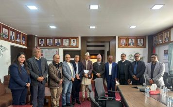 अर्थमन्त्री खनालसँग अध्यक्ष श्रेष्ठले गरे ‘एनआरएन डेभलपमेन्ट फन्ड’ सञ्चालनबारे छलफल