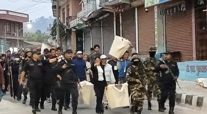 रामेछापका सबै मतपेटिका सदरमुकाम मन्थली आइपुगे, सर्वदलीय बैठकपछि मतगणना सुरु हुने