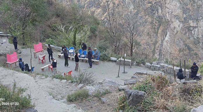 दार्चुलामा ‘नो भोट’ अभियान, दुधिला माविमा १० बजेसम्म शून्य मतदान