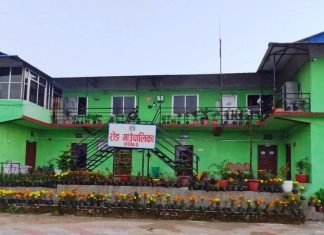 कार्यचाप र भौगोलिक चुनौतीका कारण रोङ गाउँपालिकामा आइतबार पनि सेवा प्रवाह