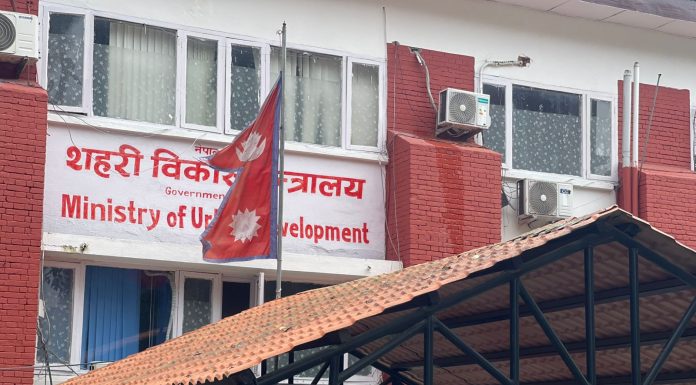 नदी किनारका जोखिमयुक्त बस्तीबाट छुटेका नागरिकलाई सम्पर्कमा आउन आग्रह
