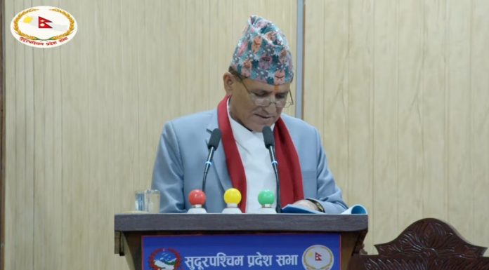 सुदूरपश्चिम प्रदेश सरकारले मध्यरातमा ल्यायो ३७ अर्बको बजेट, प्रतिपक्षी दलले गरे बहिस्कार