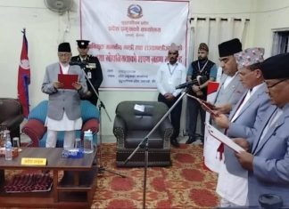 सुदूरपश्चिममा मन्त्रीपरिषद् पुनर्गठन, कांग्रेसका तीन मन्त्री र दुई राज्यमन्त्रीले लिए शपथ