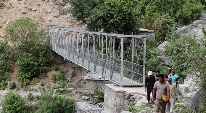 सोरुको लिब्रुमा आपतकालीन भवन निर्माण