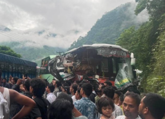 जलबिरेमा तीनवटा सवारीसाधन ठोक्किँदा २६ घाइते, अवरुद्ध मुग्लिङ–नारायणगढ सड्क खण्ड पुन: खुल्यो
