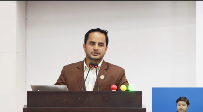 सहकारीका बचतकर्ताको रकम फिर्ता गर्ने कानुनी व्यवस्था स्पष्ट पार्न सांसद शर्माको माग